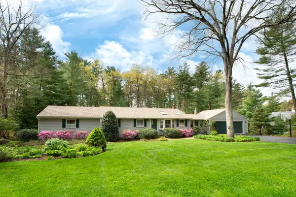 32 Hawthorne, Hanover, MA 02339