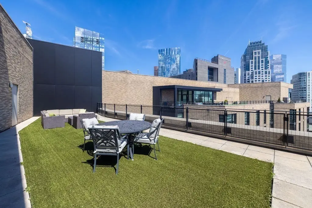 580 Washington St #PHE, Boston, MA 02111 - #1