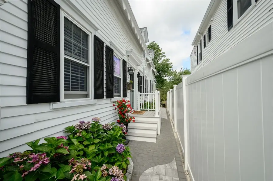 2 Atlantic Street, Plymouth, MA 02360 - #3