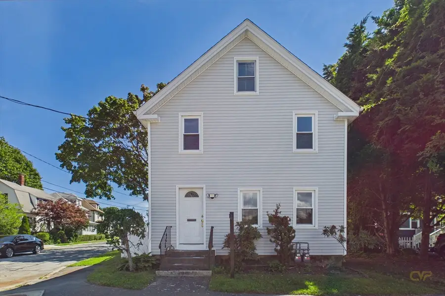 61 Bridge St, Fairhaven, MA 02719 - #3