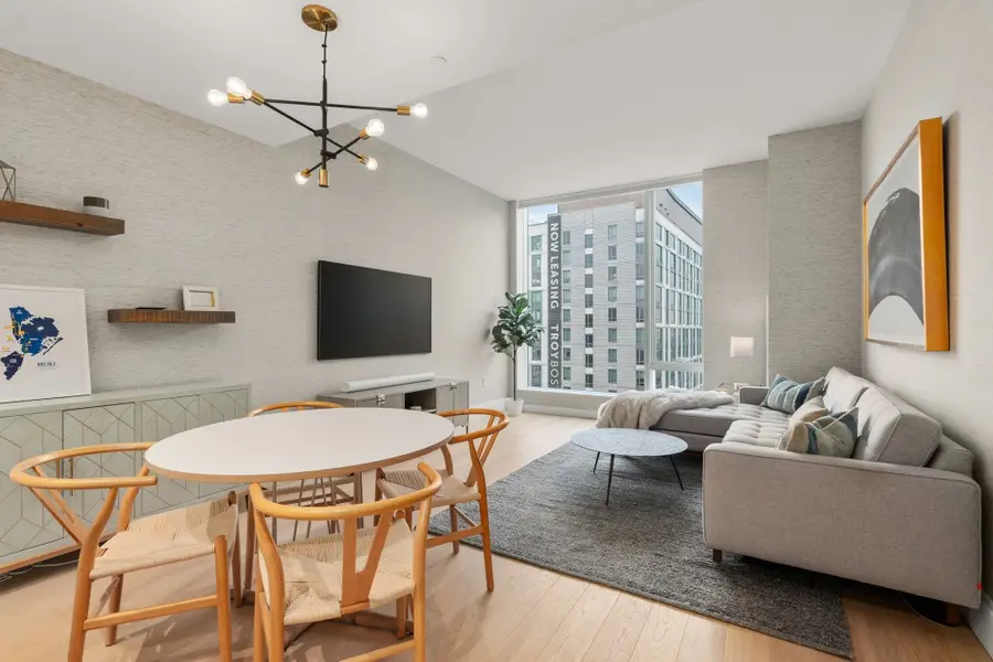 380 Harrison Ave #Penthouse2M, Boston, MA 02118 - #2