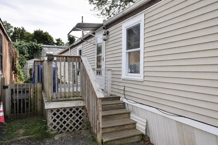 170 Rockland St. #5, Hingham, MA 02043 - #3