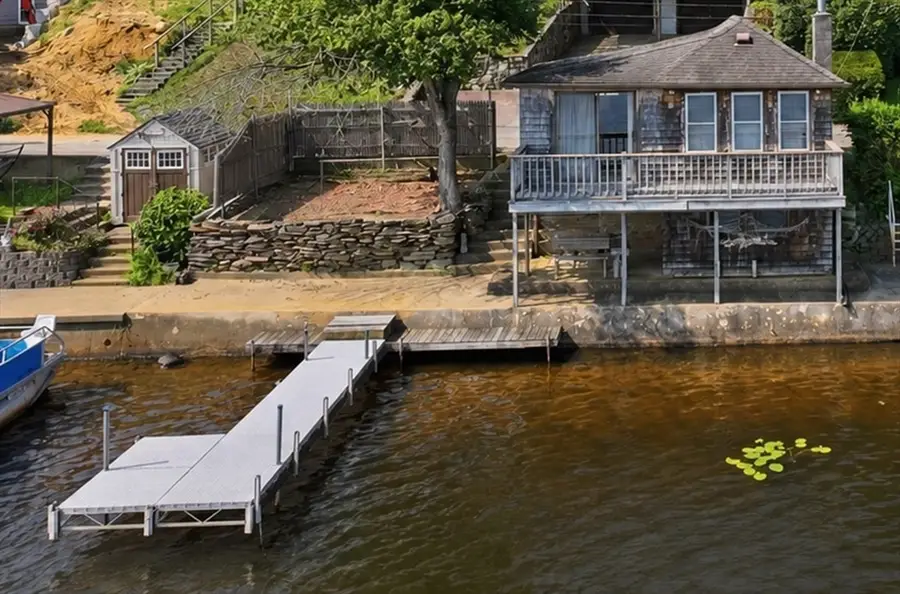 21-22 Beach Drive, West Brookfield, MA 01585 - #2