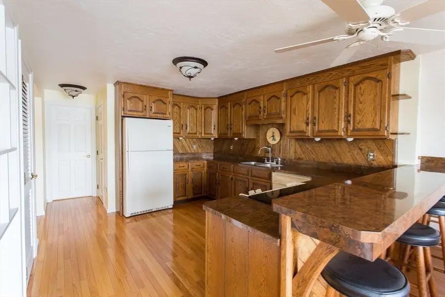 21-22 Beach Drive, West Brookfield, MA 01585 - #3