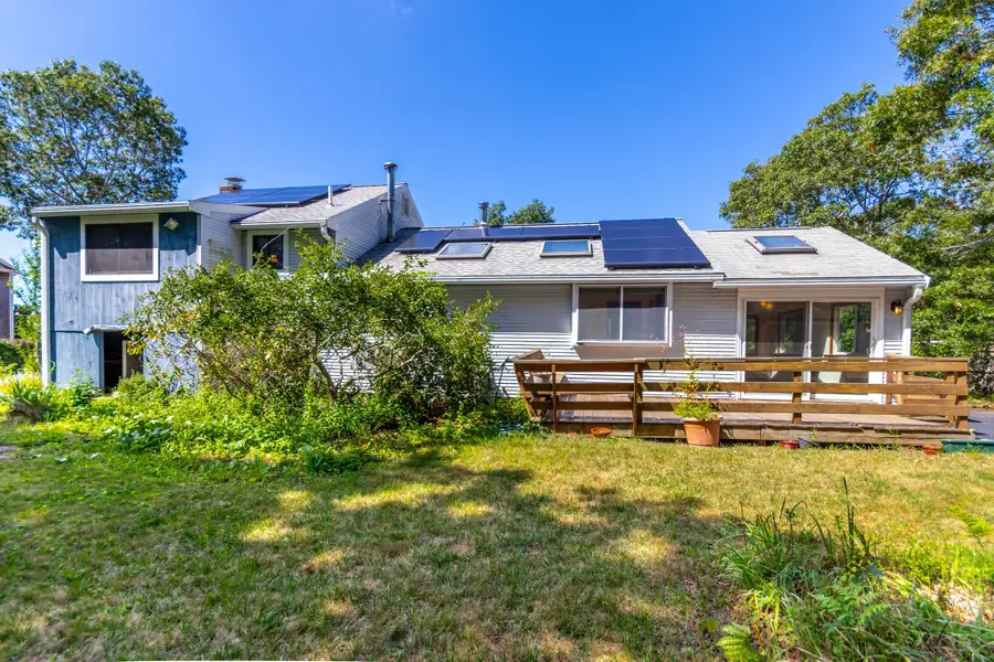 8 Laura Ln, Bourne, MA 02532 - #3