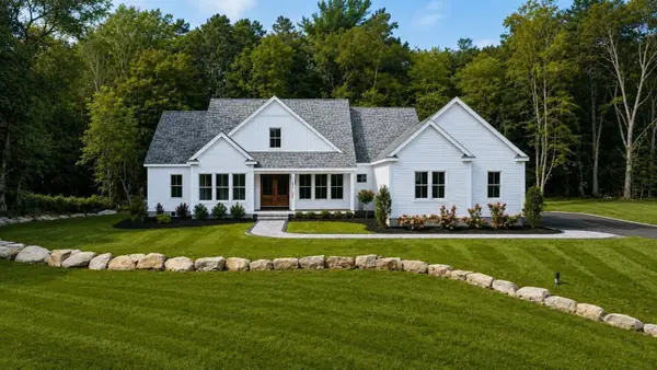 4 Hadley Heights Way, Freetown, MA 02702