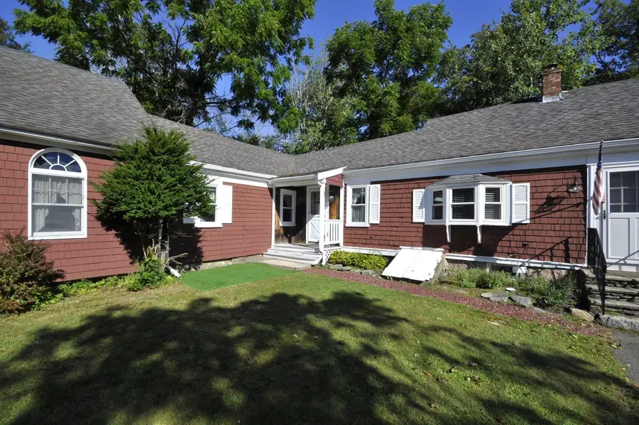 466 Summer St, East Bridgewater, MA 02333 - #3