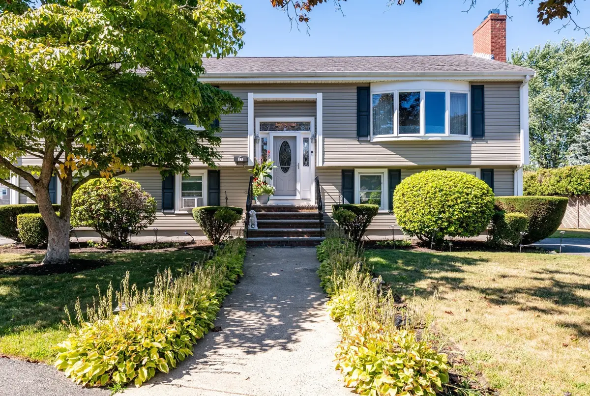 27 Carr Rd, Saugus, MA 01906 - #1