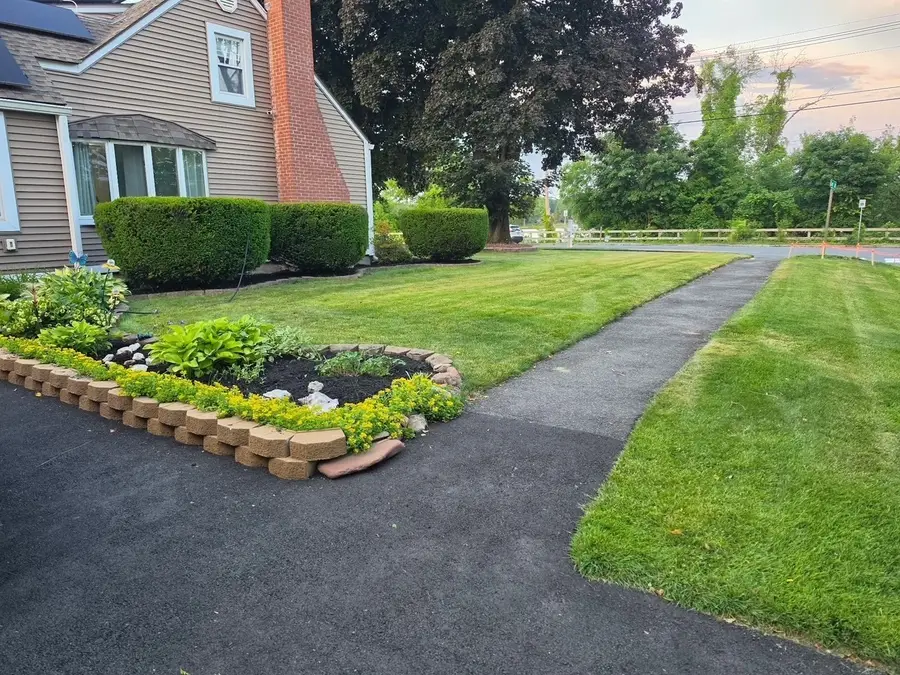 417 River Rd, Agawam, MA 01001 - #2