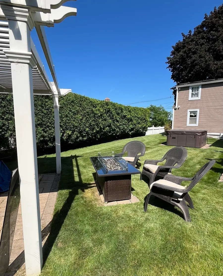 417 River Rd, Agawam, MA 01001 - #3