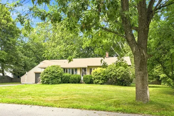 8 Charlesgate Road, Walpole, MA 02081