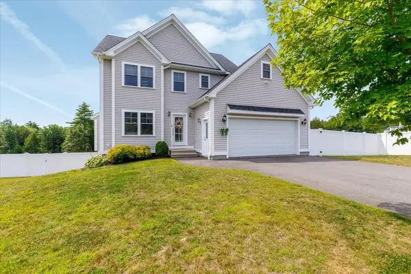 19 Lighthouse Ln, Westminster, MA 01473