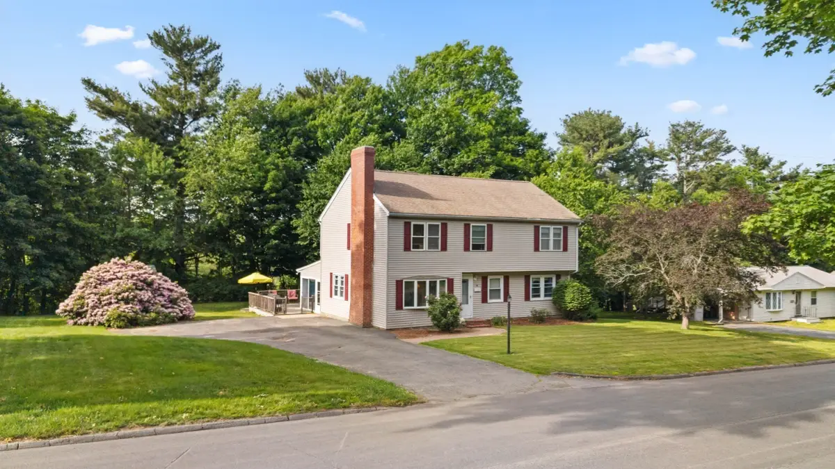 16 Mars Dr, Shrewsbury, MA 01545 - #1
