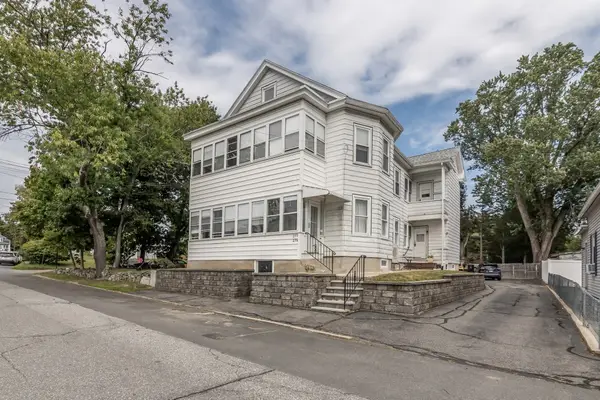 277 Cumberland Rd, Lowell, MA 01850