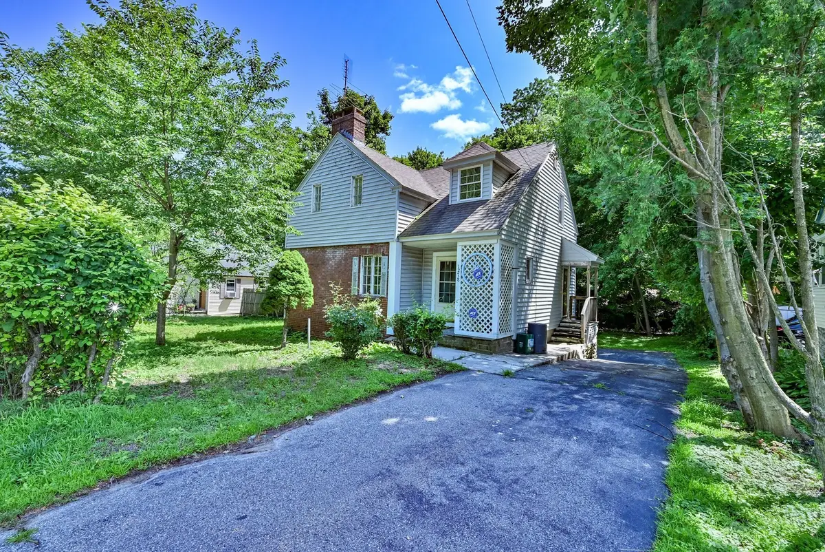 1278 Pleasant St, Worcester, MA 01602 - #1