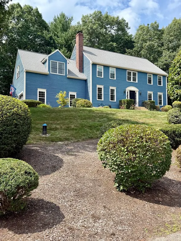 29 Townline Rd, Franklin, MA 02038