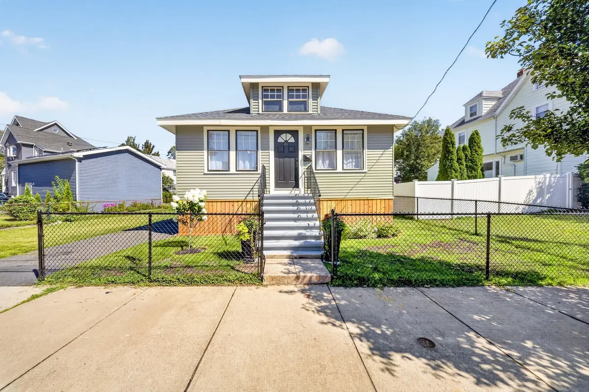 20 Huntley St, Malden, MA 02148 - #1