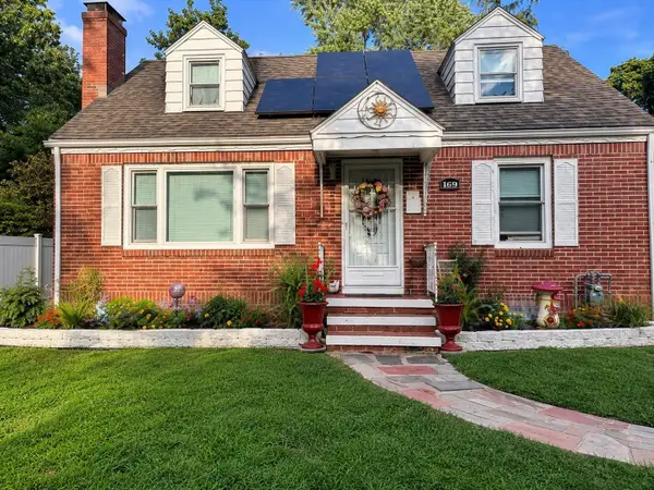 169 Roosevelt Ave, Springfield, MA 01118