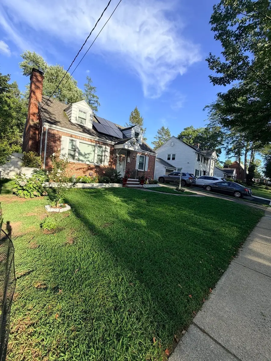169 Roosevelt Ave, Springfield, MA 01118 - #3