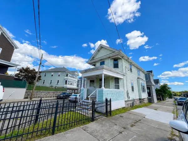 2018 Pleasant St, Fall River, MA 02723