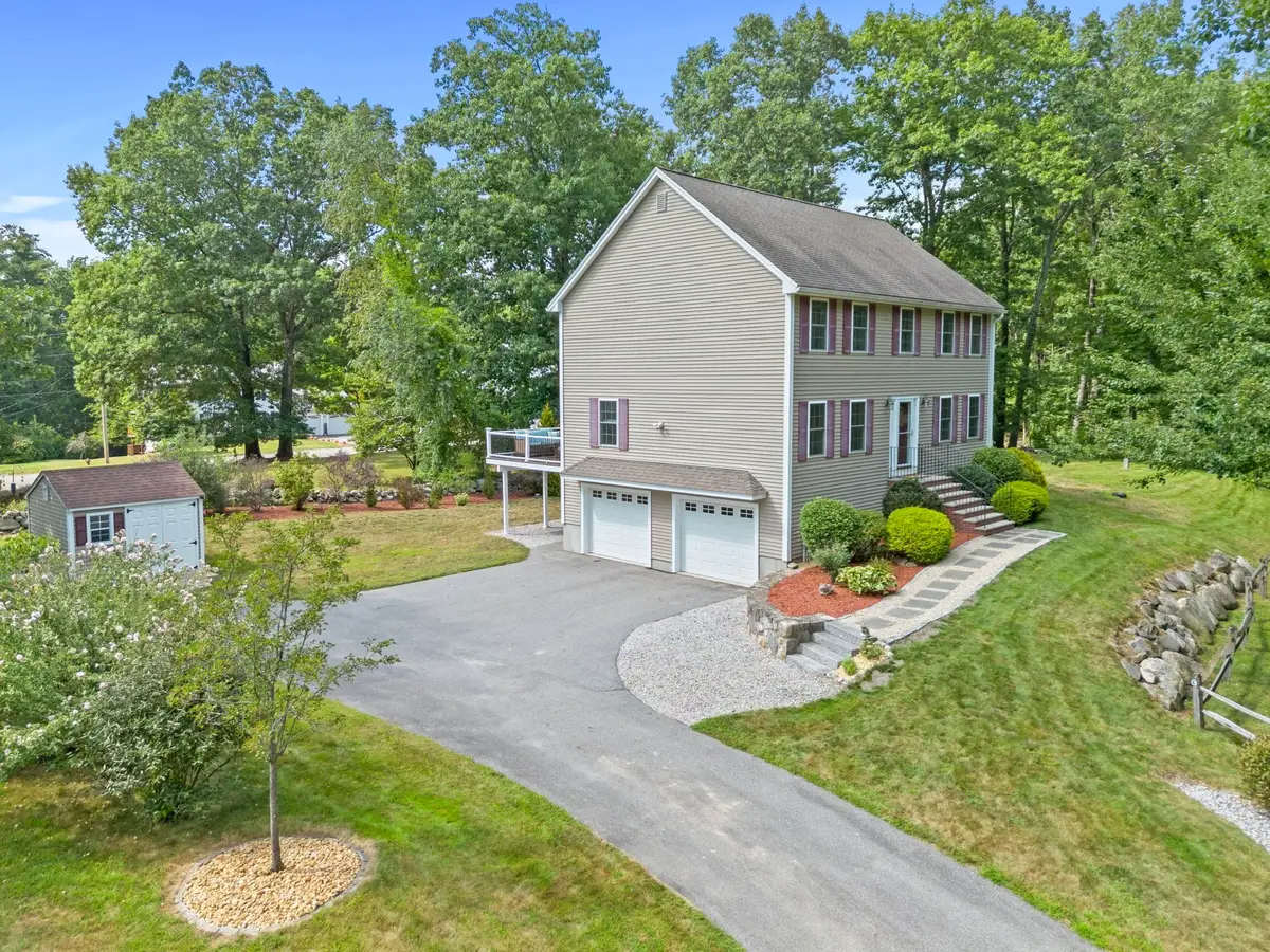 11 Village Ln, Haverhill, MA 01832 - #1