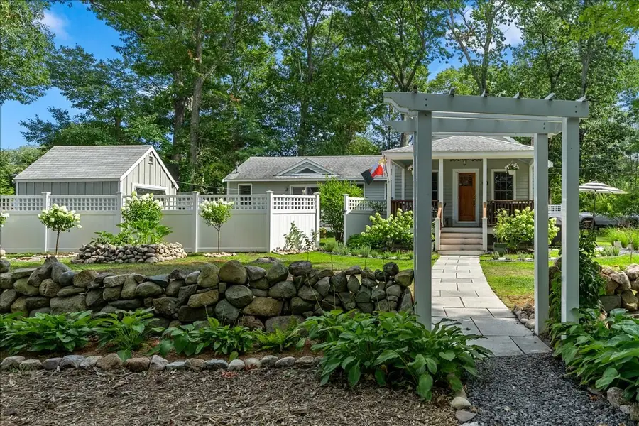 51 Edgar Rd, Scituate, MA 02066 - #3
