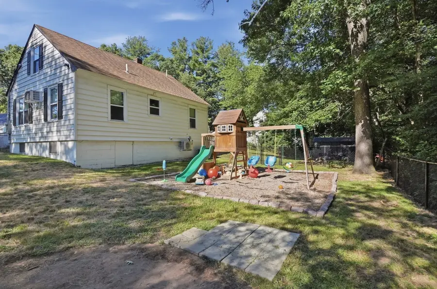 15 Miles Rd, Tewksbury, MA 01876 - #3