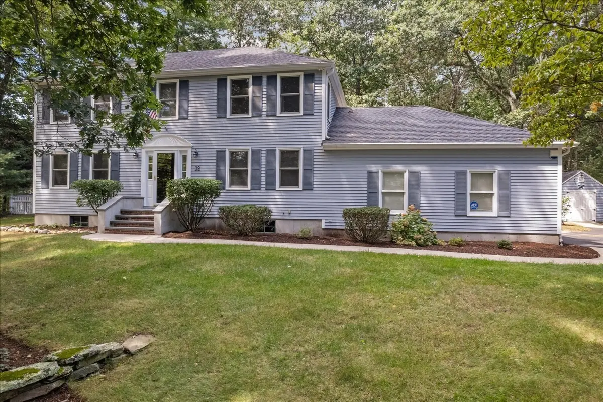 32 Maple St, Norfolk, MA 02056 - #1