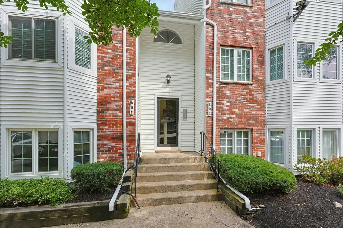 117 Tall Oaks Dr #G, Weymouth, MA 02190 - #1