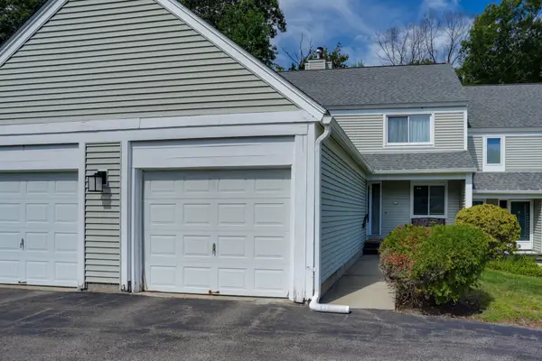 71 Stone Ridge Rd #71, Franklin, MA 02038