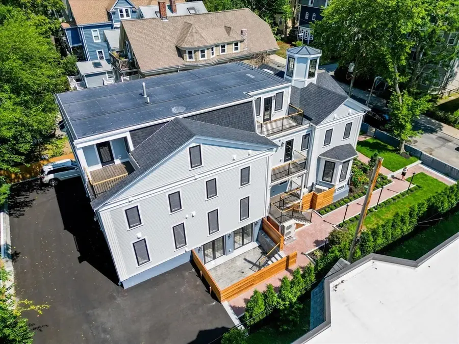 305 Chestnut Ave #5, Boston, MA 02130 - #3