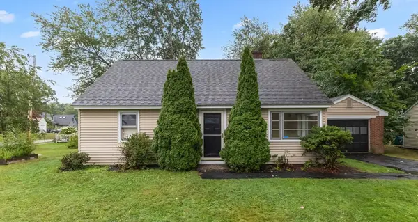 30 Bellridge Dr, Shrewsbury, MA 01545
