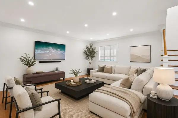 41 Union St #B, Weymouth, MA 02190