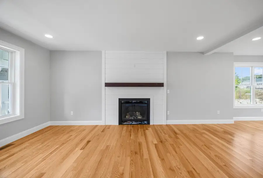 188 St Louis Avenue, Woonsocket, RI 02895 - #3