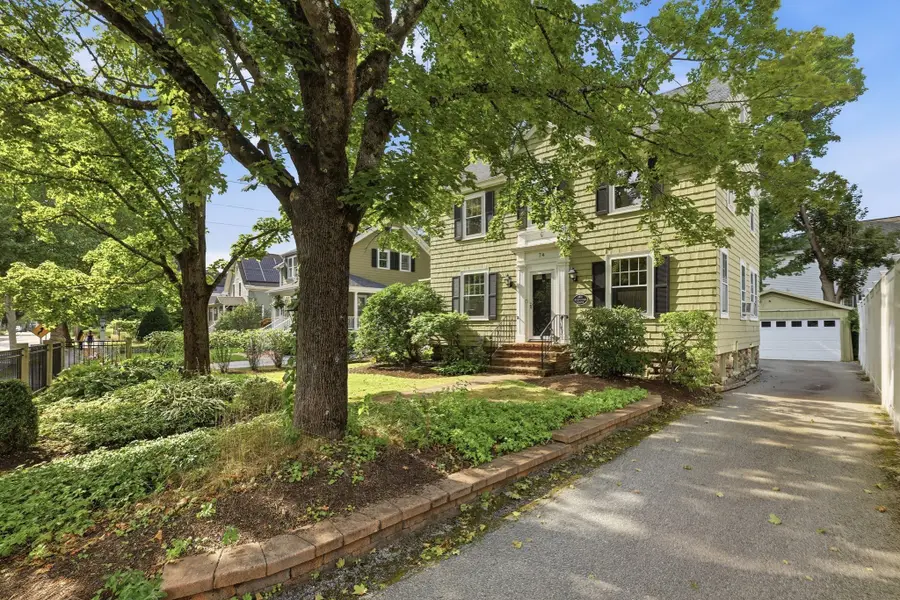 74 Chestnut St, Andover, MA 01810 - #3