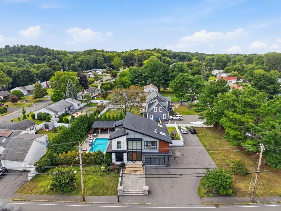61 Walnut St, Saugus, MA 01906 - #2