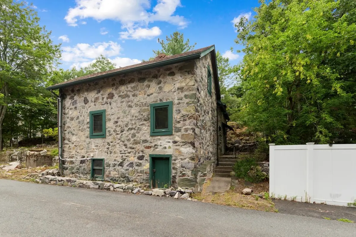 29 Beachview Terrace, Malden, MA 02148 - #1