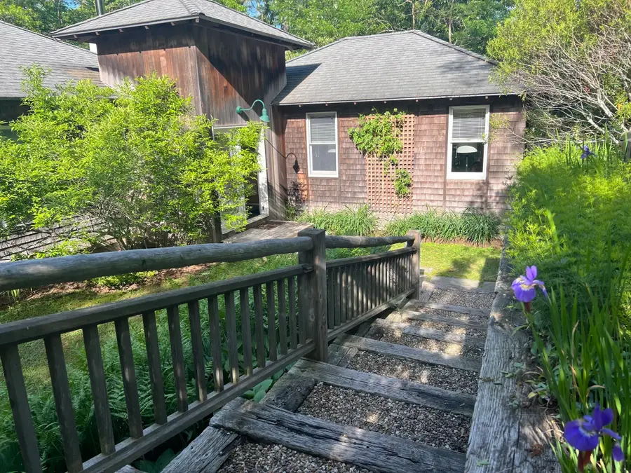 18 Sylvan Avenue, Tisbury, MA 02568 - #2