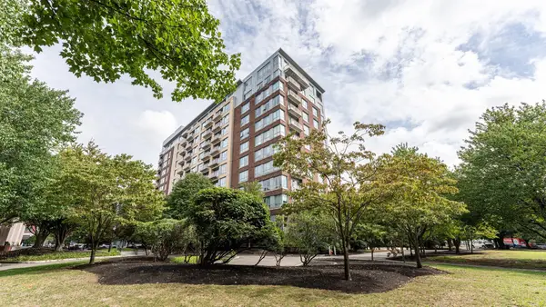 100 Station Lndg #309, Medford, MA 02155