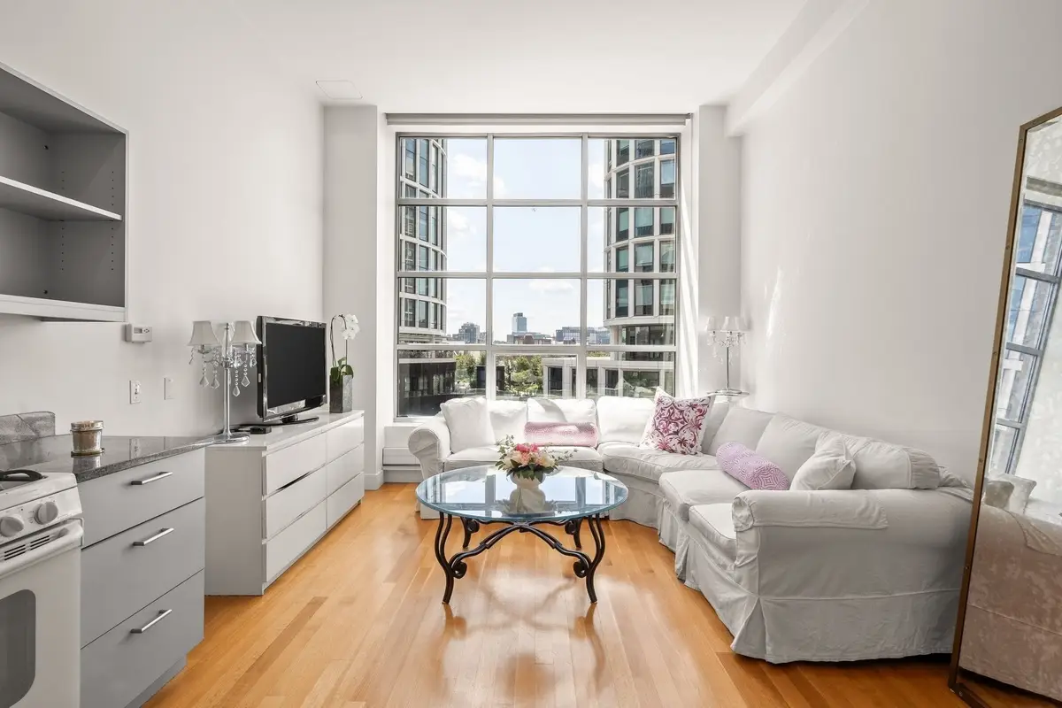360 Newbury St #402, Boston, MA 02115 - #1