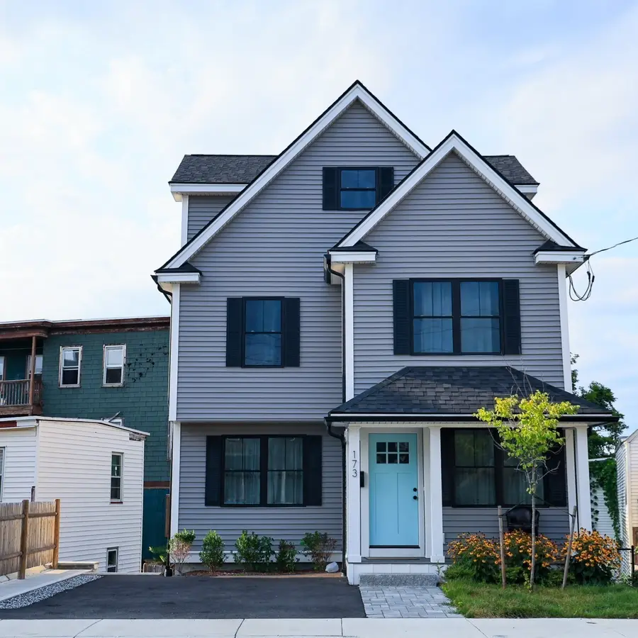 173 Westford St, Lowell, MA 01851 - #2
