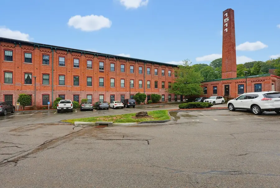 1511 Main Street #301, Worcester, MA 01603 - #2
