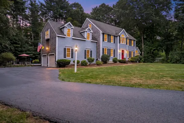37 Herring Brook Ln, Pembroke, MA 02359