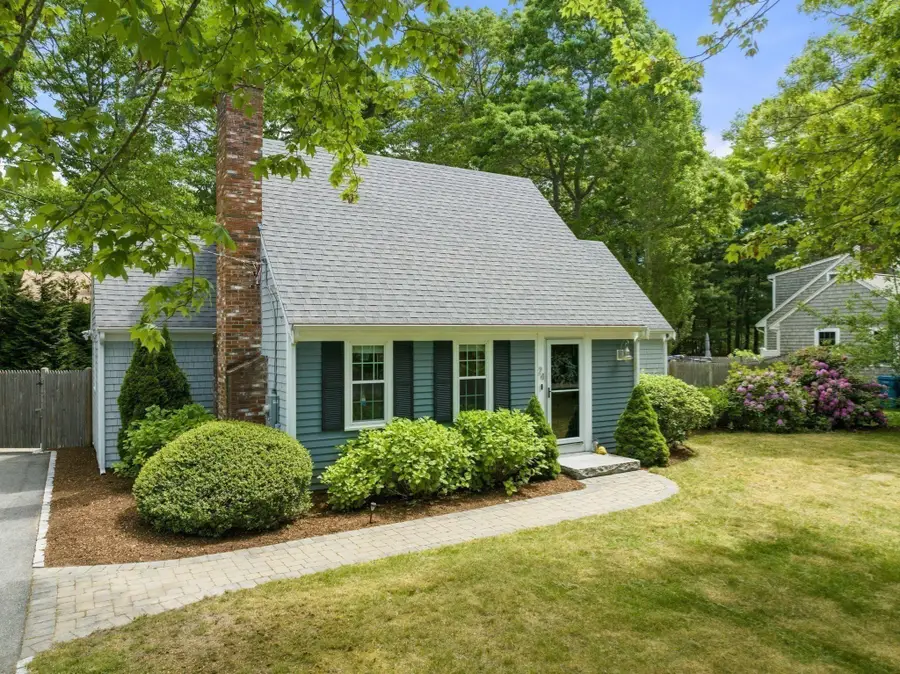24 E Harbor Dr, Falmouth, MA 02540 - #2