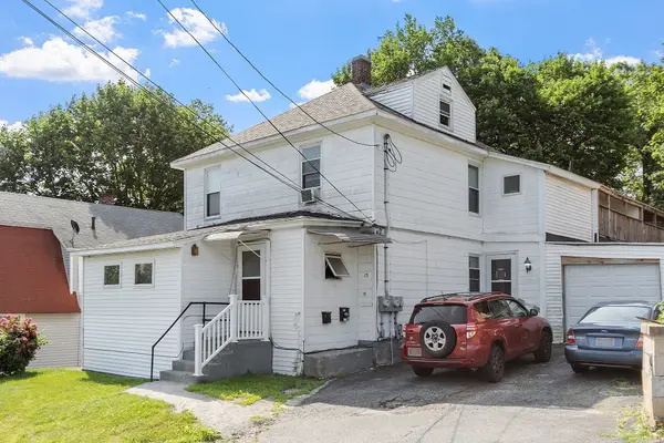15 Genessee St, Worcester, MA 01603