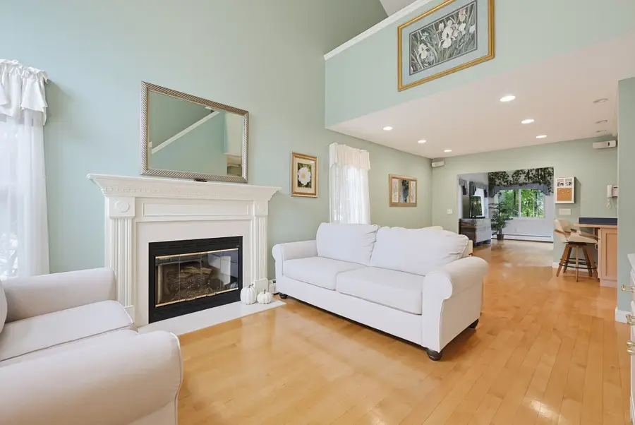 11 Weatherstone Dr #11, Worcester, MA 01604 - #2