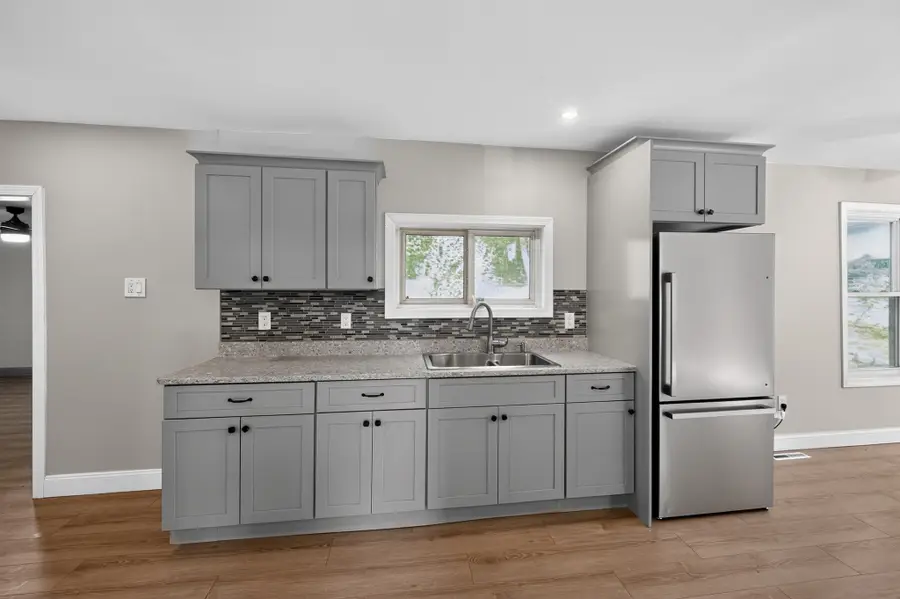 9 Highland St, Boylston, MA 01505 - #2