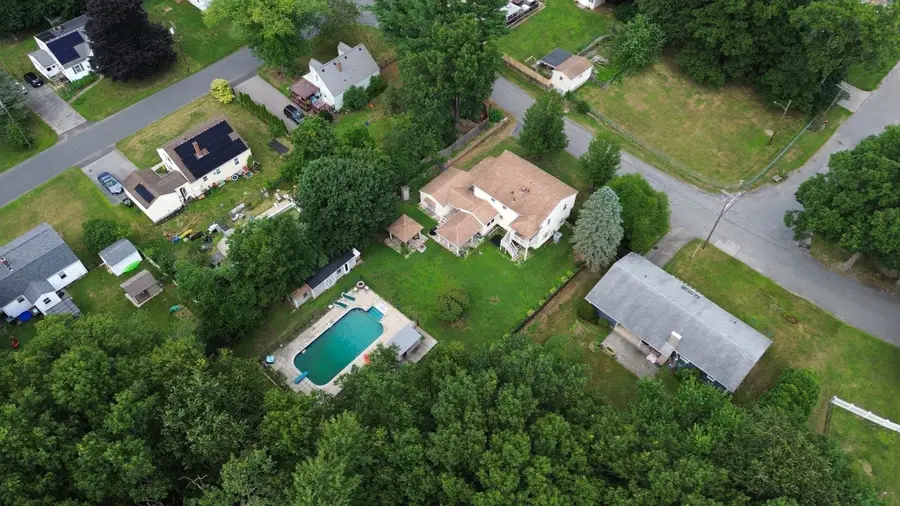 19 Cypress St, Oxford, MA 01540 - #3