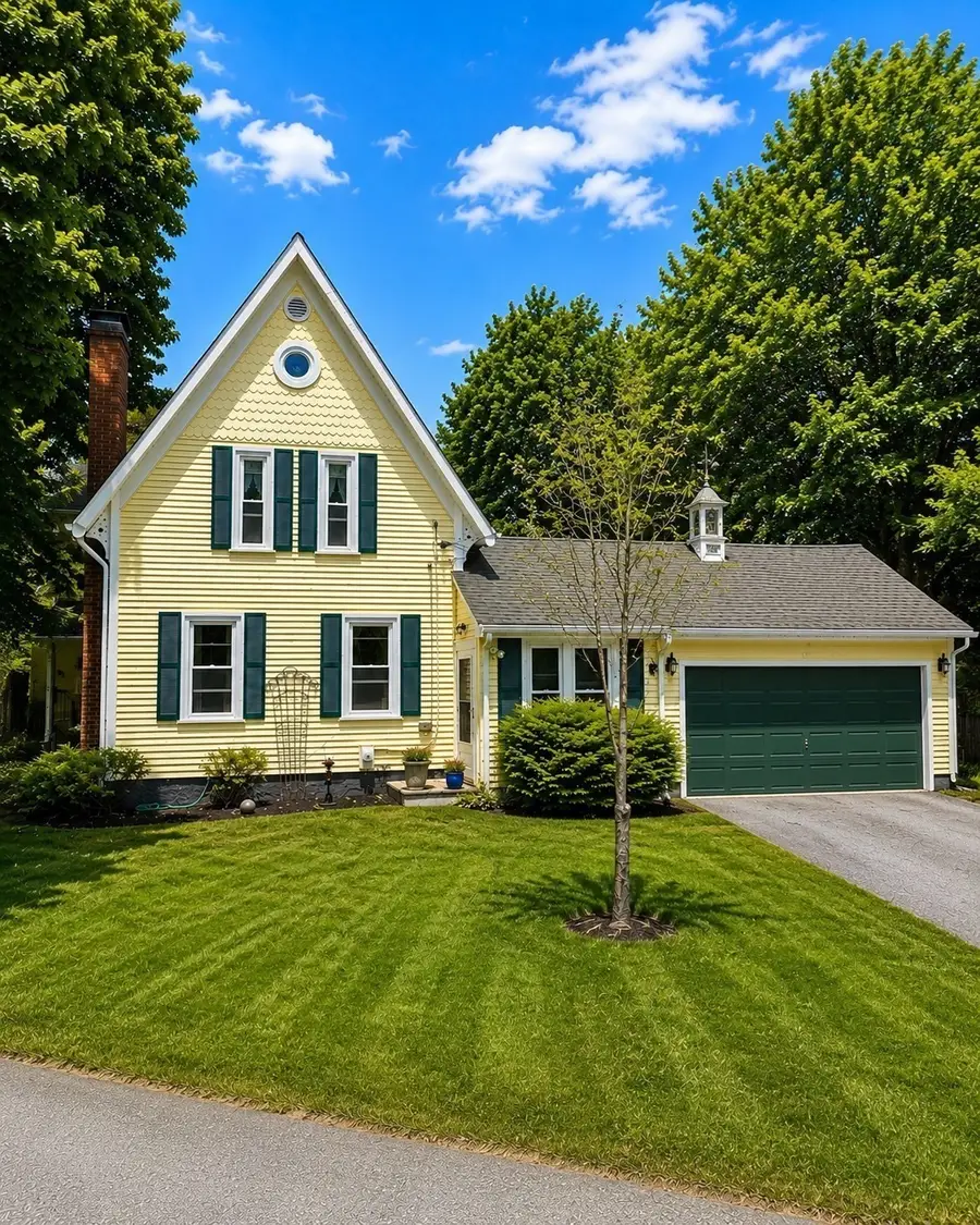 437 High St, Hanson, MA 02341 - #2