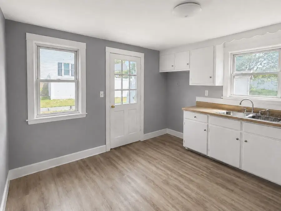 69 Lorraine, Weymouth, MA 02189 - #3